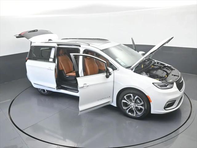 2026 Chrysler Pacifica Pinnacle