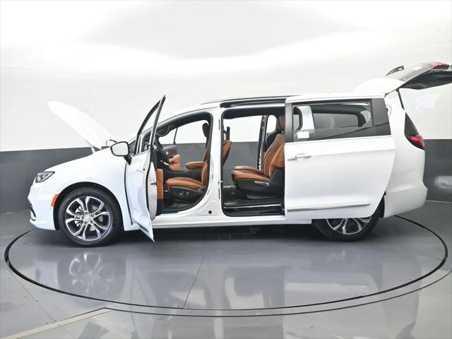 2026 Chrysler Pacifica Pinnacle