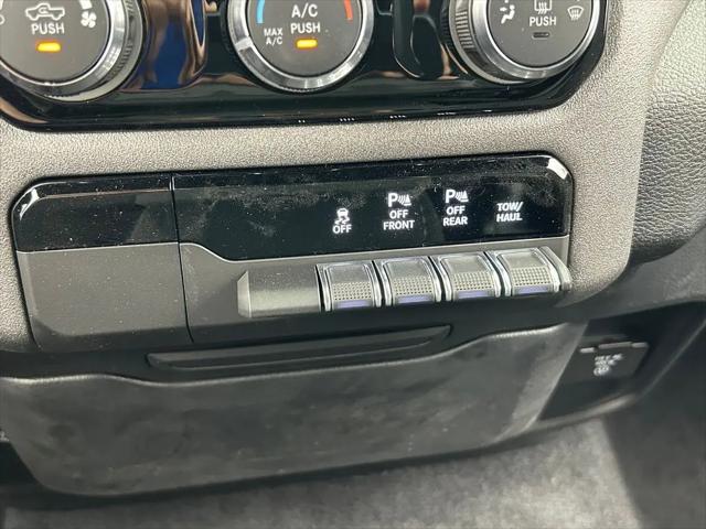 2026 Ram 1500 Warlock Crew Cab 4x4 57 Box