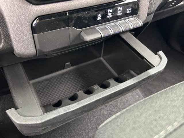 2026 Ram 1500 Warlock Crew Cab 4x4 57 Box