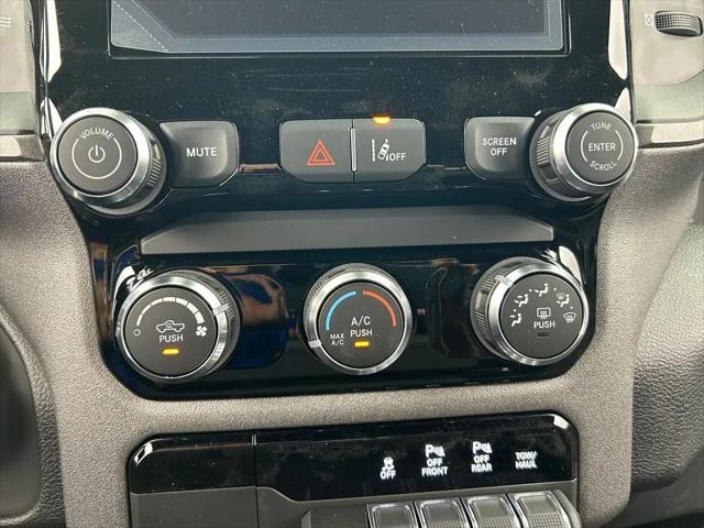 2026 Ram 1500 Warlock Crew Cab 4x4 57 Box