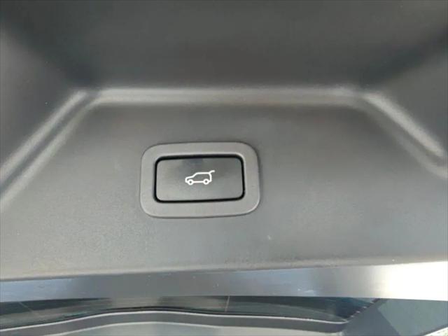 2020 Land Rover Range Rover P525 HSE