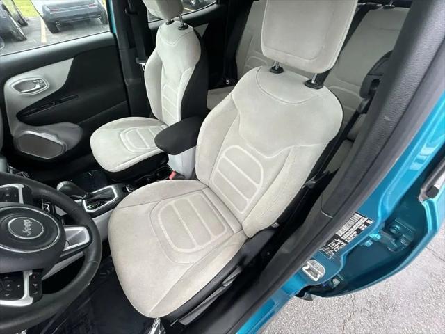 2021 Jeep Renegade Latitude FWD