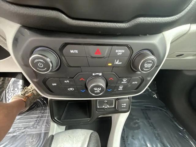 2021 Jeep Renegade Latitude FWD