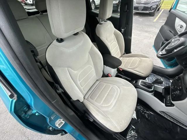 2021 Jeep Renegade Latitude FWD