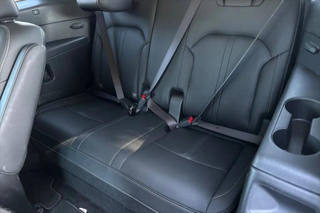 2024 Mazda X-90 3.3 Turbo Premium