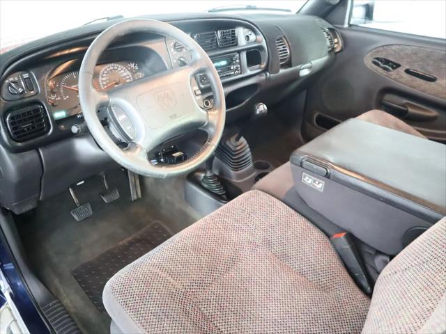 2001 Dodge Ram 2500 Base