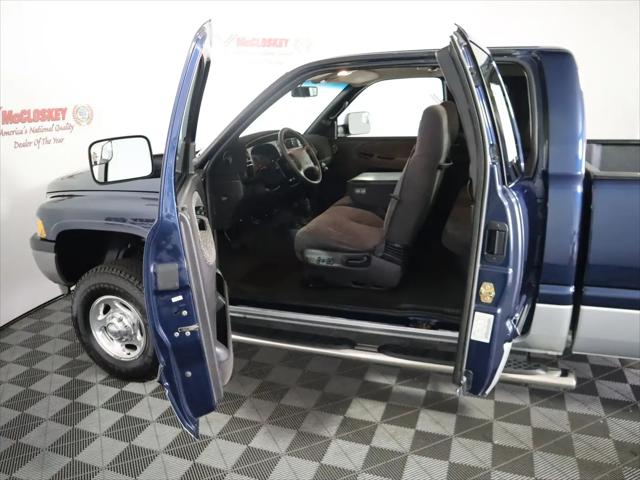 2001 Dodge Ram 2500 Base