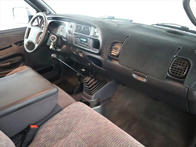 2001 Dodge Ram 2500 Base