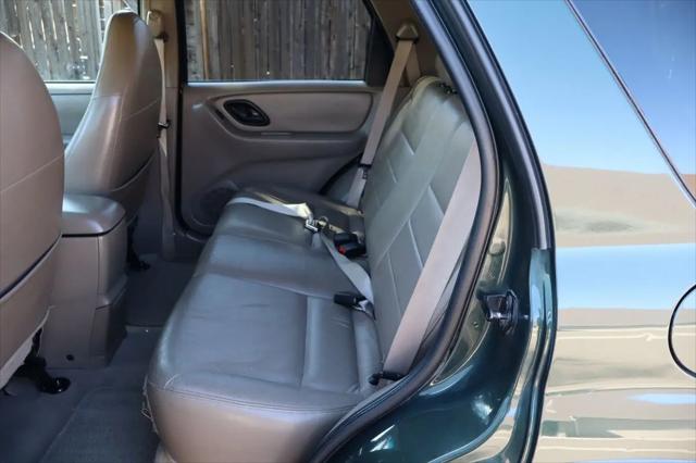 2001 Ford Escape XLT