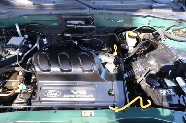 2001 Ford Escape XLT