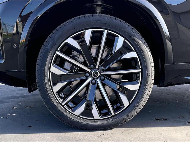 2026 Volvo XC90 Plug-In Hybrid Ultra Dark Theme, T8 AWD, Electric/Gasoline, 7 Seats
