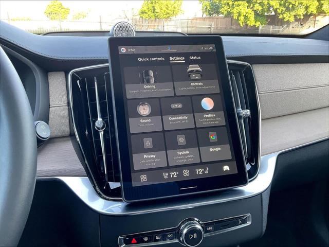 2026 Volvo XC90 Plug-In Hybrid Ultra Dark Theme, T8 AWD, Electric/Gasoline, 7 Seats