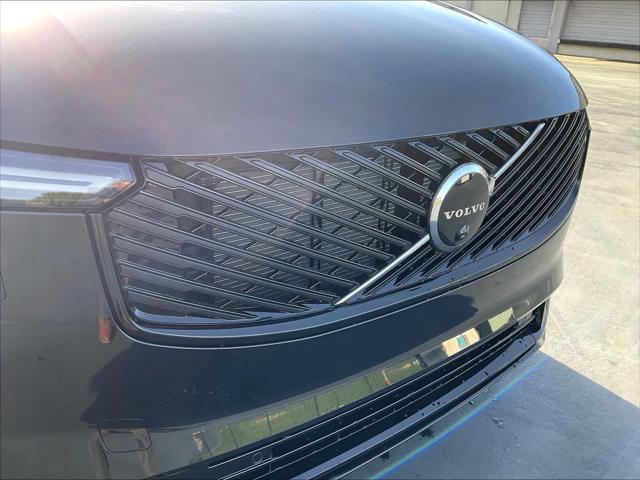 2026 Volvo XC90 Plug-In Hybrid Ultra Dark Theme, T8 AWD, Electric/Gasoline, 7 Seats