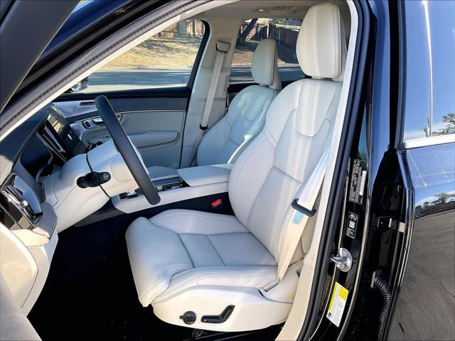 2026 Volvo XC90 Plug-In Hybrid Ultra, T8 AWD, Electric/Gasoline, Bright, 7 Seats