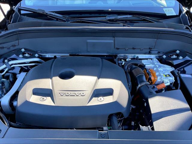 2026 Volvo XC90 Plug-In Hybrid Ultra, T8 AWD, Electric/Gasoline, Bright, 7 Seats