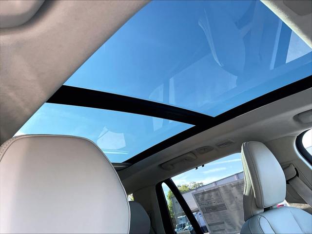 2026 Volvo XC90 Plug-In Hybrid Ultra, T8 AWD, Electric/Gasoline, Bright, 7 Seats