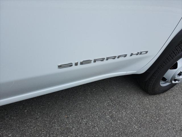 2026 GMC Sierra 3500HD Pro