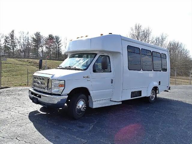 2010 Ford E-350 Cutaway E350 Shuttle Bus