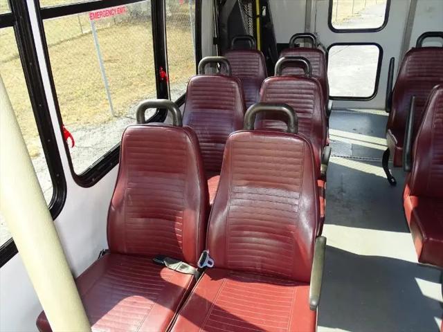 2010 Ford E-350 Cutaway E350 Shuttle Bus