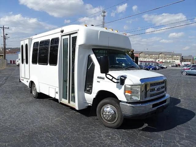 2010 Ford E-350 Cutaway E350 Shuttle Bus