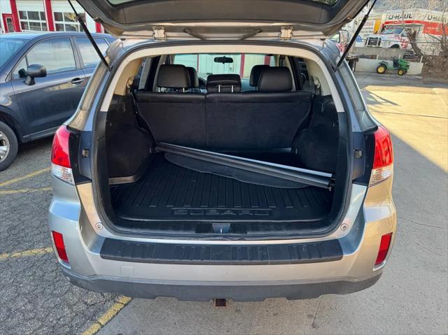 2010 Subaru Outback 2.5i Limited