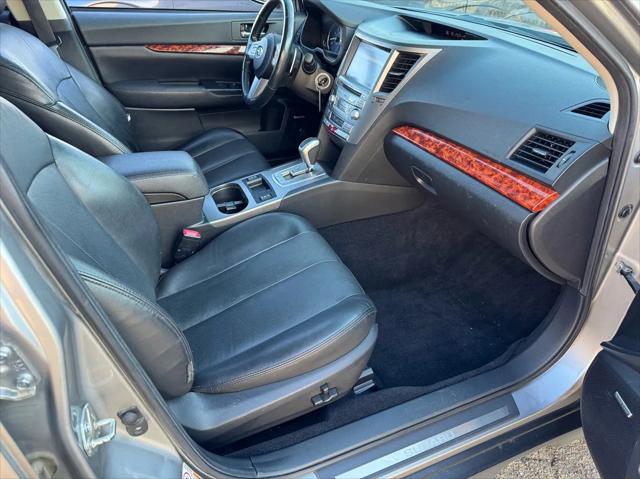 2010 Subaru Outback 2.5i Limited