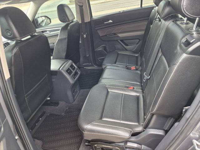2023 Volkswagen Atlas 3.6L V6 SEL R-Line Black