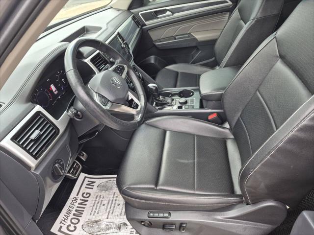 2023 Volkswagen Atlas 3.6L V6 SEL R-Line Black