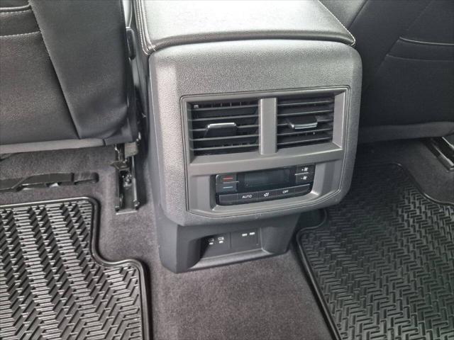 2023 Volkswagen Atlas 3.6L V6 SEL R-Line Black
