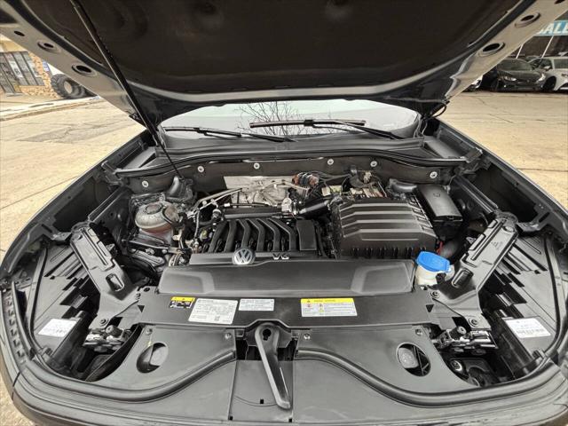 2023 Volkswagen Atlas 3.6L V6 SEL R-Line Black