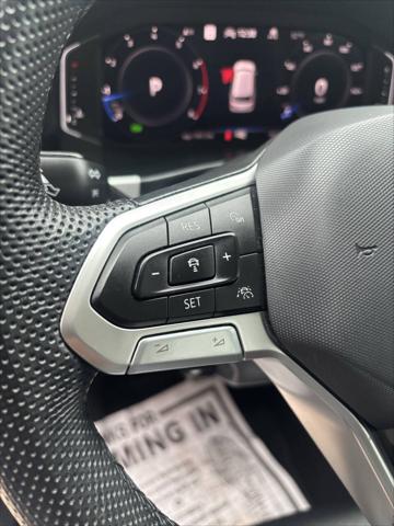 2023 Volkswagen Atlas 3.6L V6 SEL R-Line Black