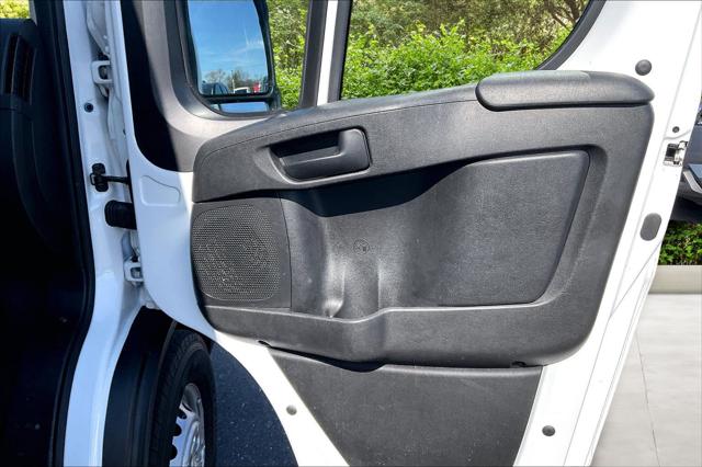 2025 Ram ProMaster 2500 Cargo Van Tradesman High Roof 159" WB w/Pass Seat
