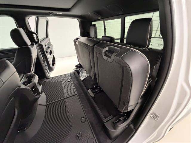 2026 Ram 1500 Laramie Crew Cab 4x4 57 Box