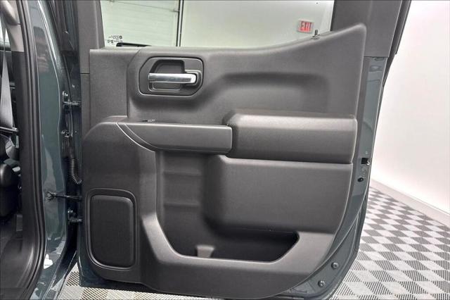 2026 Chevrolet Silverado 1500 4WD Crew Cab Short Bed Custom Trail Boss