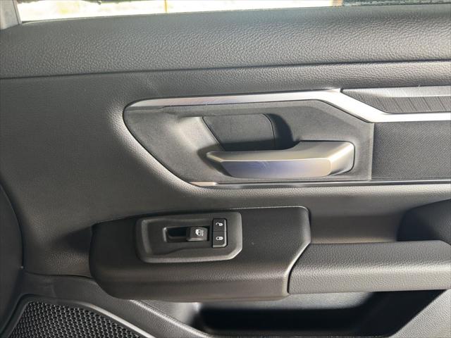 2026 Ram 1500 Lone Star Crew Cab 4x4 5'7" Box