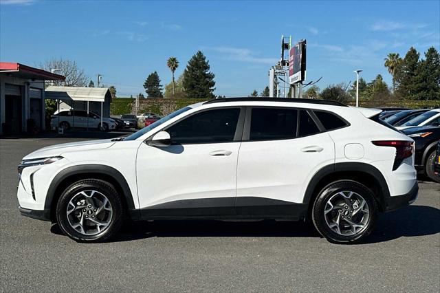 2024 Chevrolet Trax FWD LT