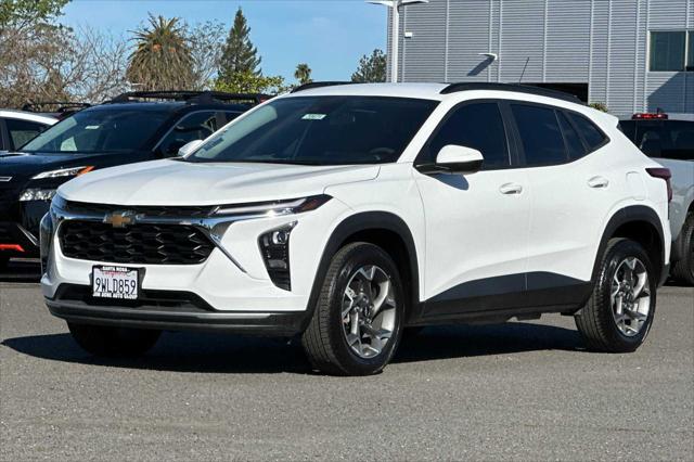 2024 Chevrolet Trax FWD LT