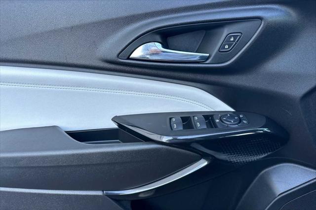 2024 Chevrolet Trax FWD LT