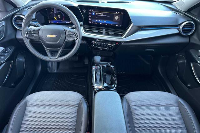 2024 Chevrolet Trax FWD LT