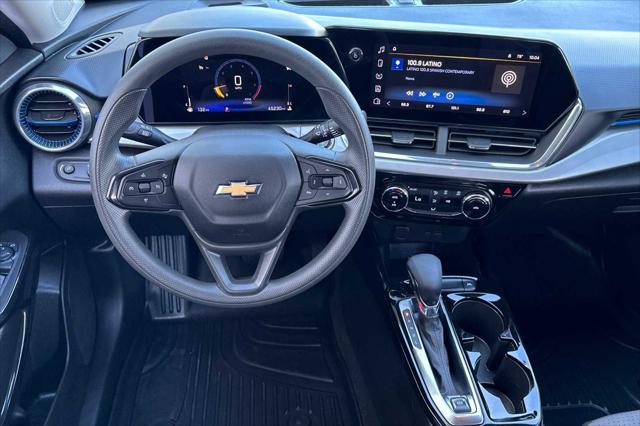 2024 Chevrolet Trax FWD LT