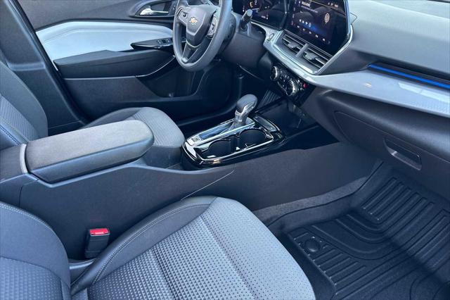 2024 Chevrolet Trax FWD LT