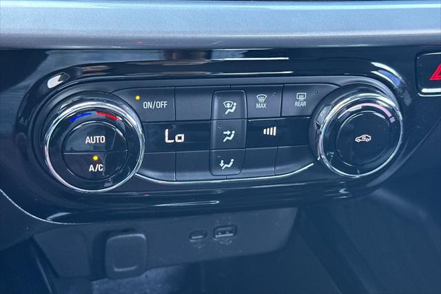 2024 Chevrolet Trax FWD LT