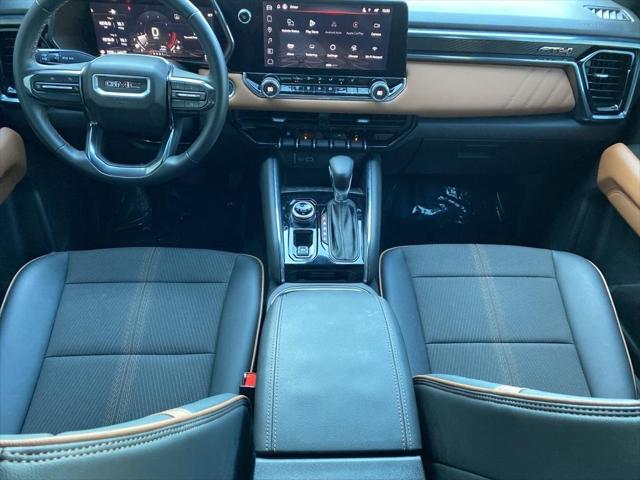 2025 GMC Canyon 4WD AT4