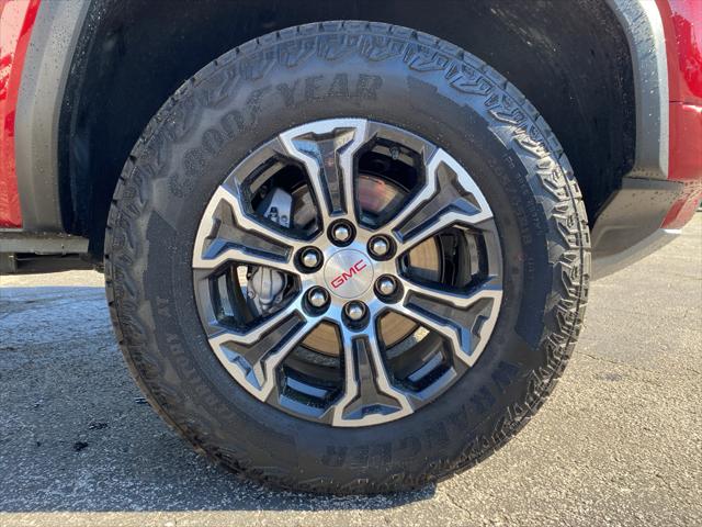 2025 GMC Canyon 4WD AT4
