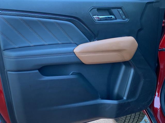 2025 GMC Canyon 4WD AT4