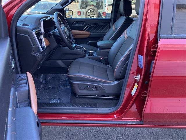 2025 GMC Canyon 4WD AT4