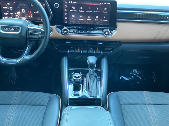 2025 GMC Canyon 4WD AT4