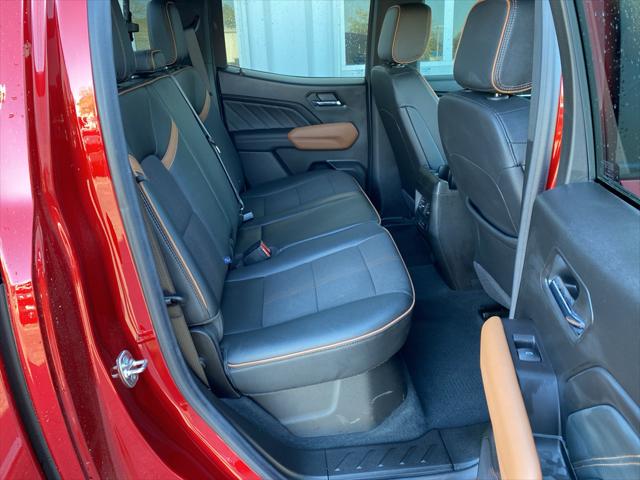 2025 GMC Canyon 4WD AT4