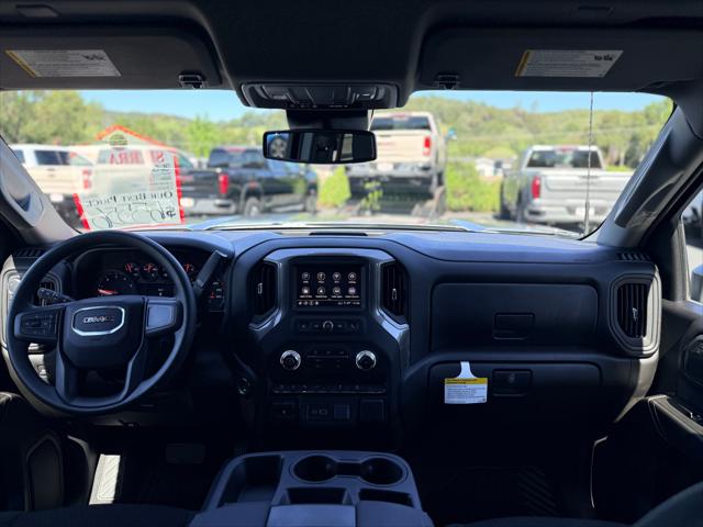 2026 GMC Sierra 2500HD Crew Cab, Standard Bed, Pro, 4WD
